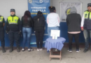 Tres mujeres y un hombre fueron a la Fiesta de la Empanada para delinquir