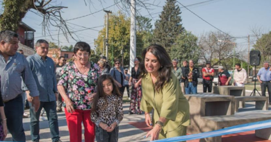 Rodríguez dejó inaugurada la revalorización de la plazoleta 2 de Abril