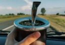 Multas de hasta $420.000 por tomar mate en la ruta: ¿en qué provincias está prohibido? Multas de hasta $420.000 por tomar mate en la ruta: ¿en qué provincias está prohibido?