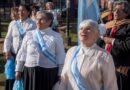 Adultos mayores de seis centros de jubilados realizaron su Promesa de Lealtad a la Bandera