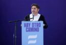 Con un duro mensaje contra el Gobierno, Kicillof lanzó su fuerza política: “Estamos en un momento fundacional” Con un duro mensaje contra el Gobierno, Kicillof lanzó su fuerza política: “Estamos en un momento fundacional”