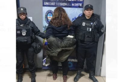 El Cadillal: La policía detuvo a una mujer que amenazó a sus hijos con un cuchillo