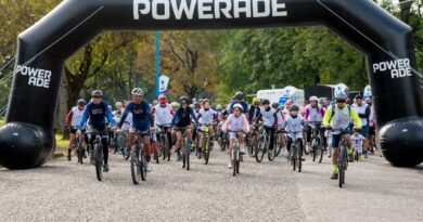 Cientos de vecinos se sumaron a una Bicicleteada Solidaria a beneficio del Banco de Alimentos