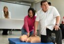 Casa Azul: Padres y familiares de pacientes con CEA aprendieron técnicas de RCP y de uso del desfibrilador